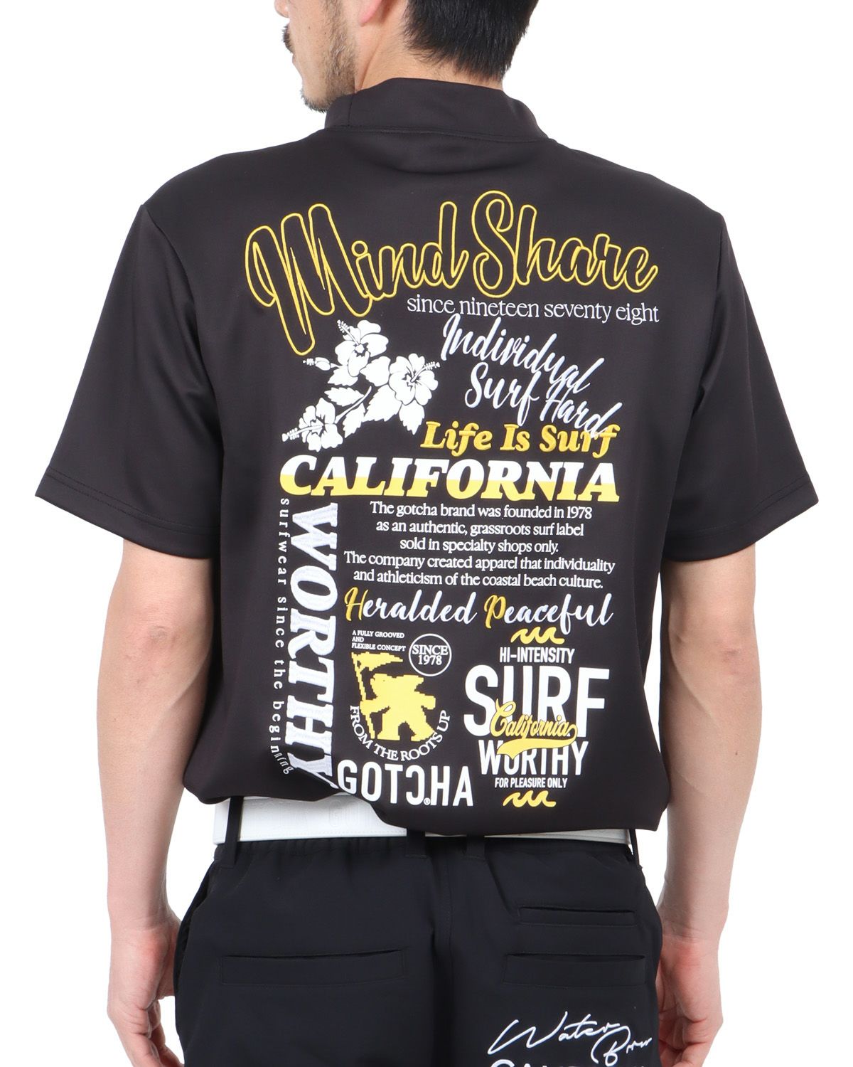 イエロー：180cm67kg(Lサイズ着用)