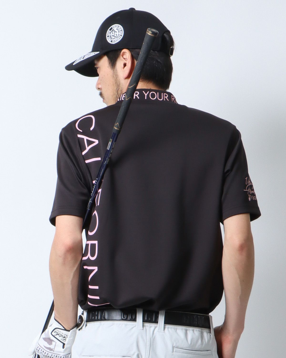 ブラック：180cm67kg(Lサイズ着用)