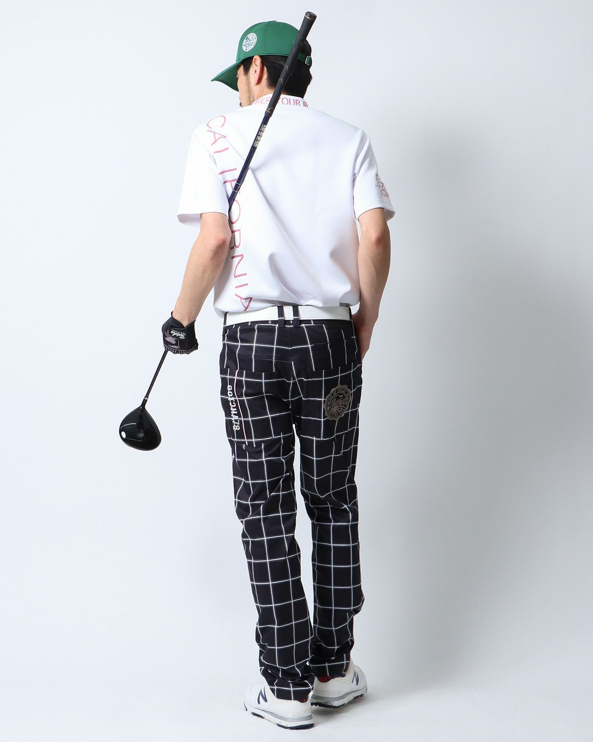 ホワイト：180cm67kg(Lサイズ着用)