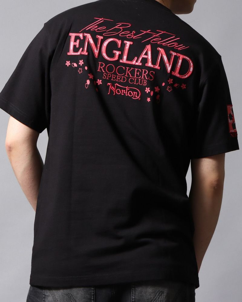 ブラック：178cm/75kg(Lサイズ着用)