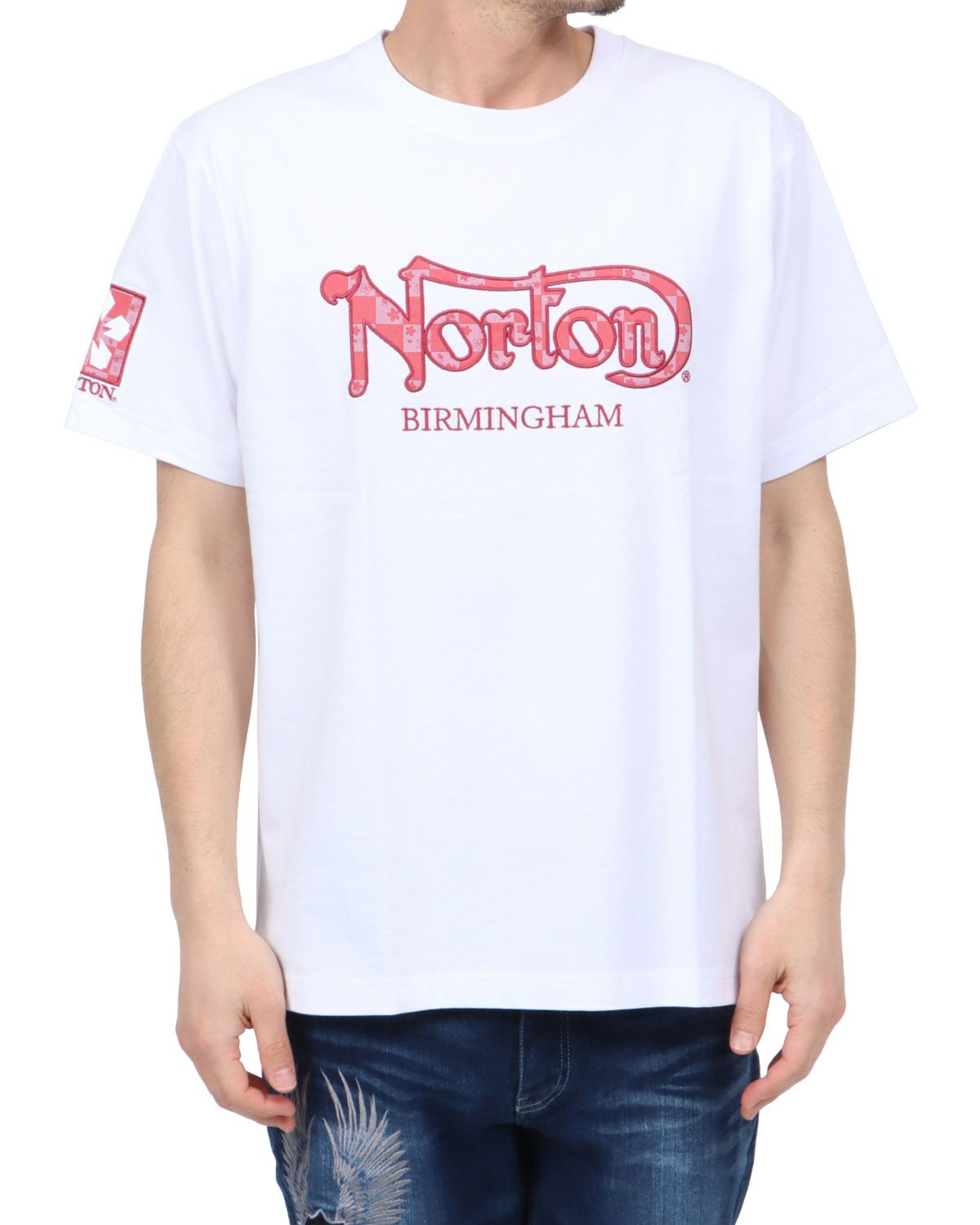 ホワイト：180cm67kg(Lサイズ着用)