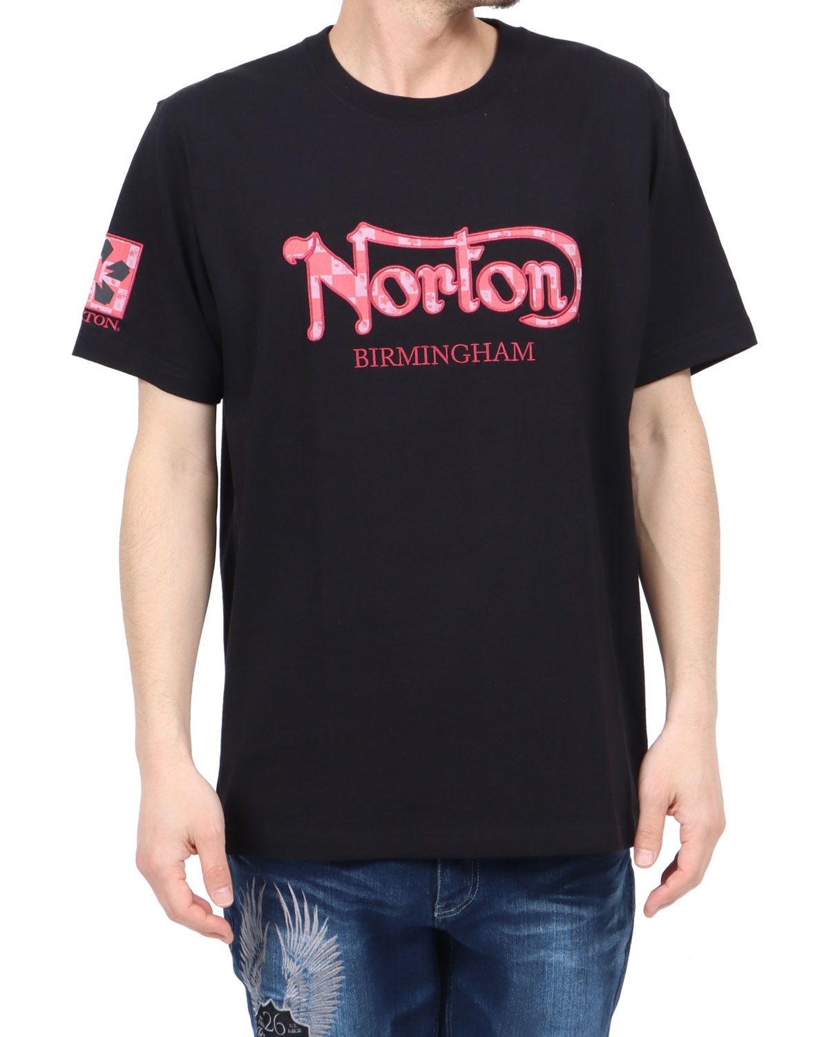 ブラック：180cm67kg(Lサイズ着用)