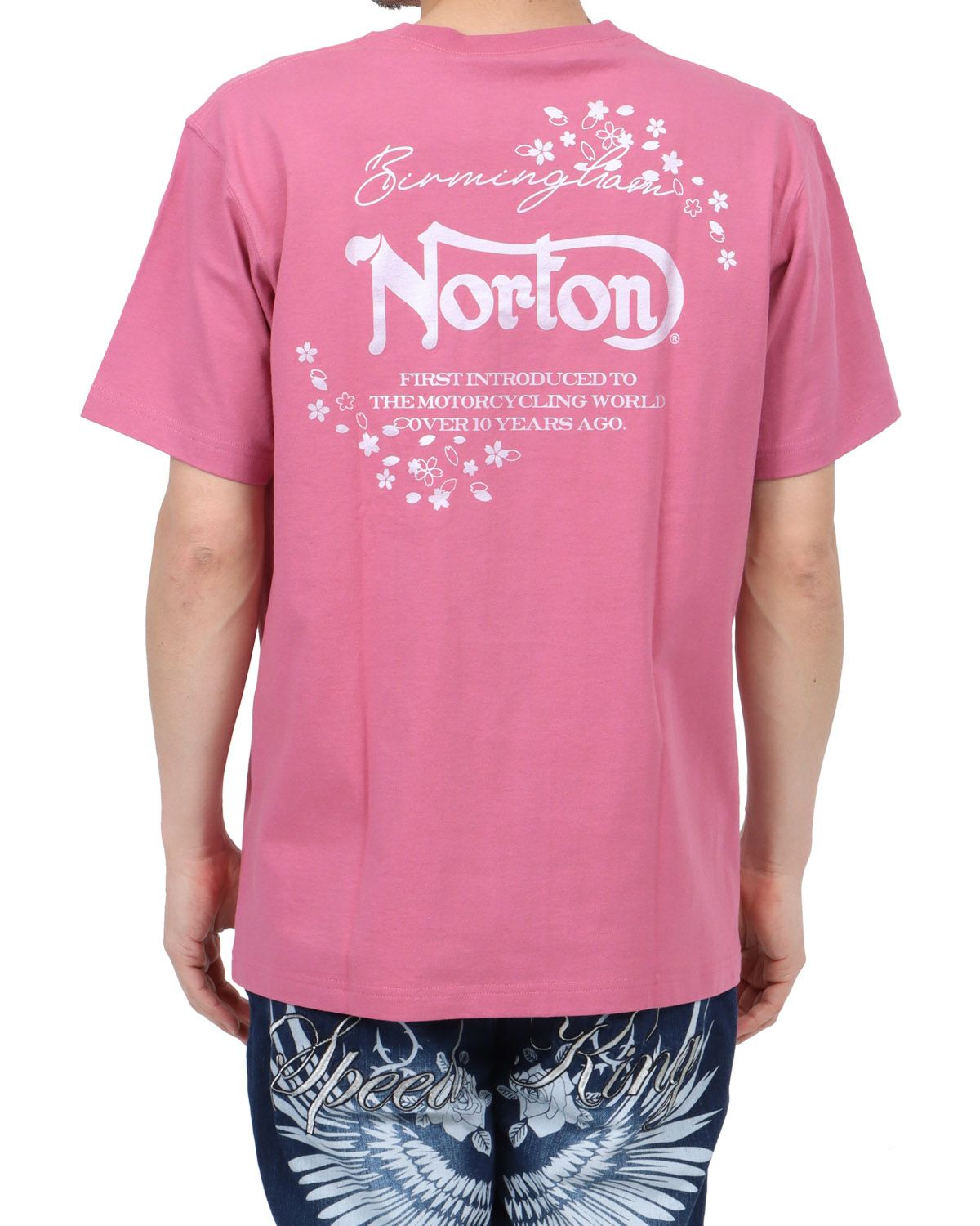 ピンク：180cm67kg(Lサイズ着用)