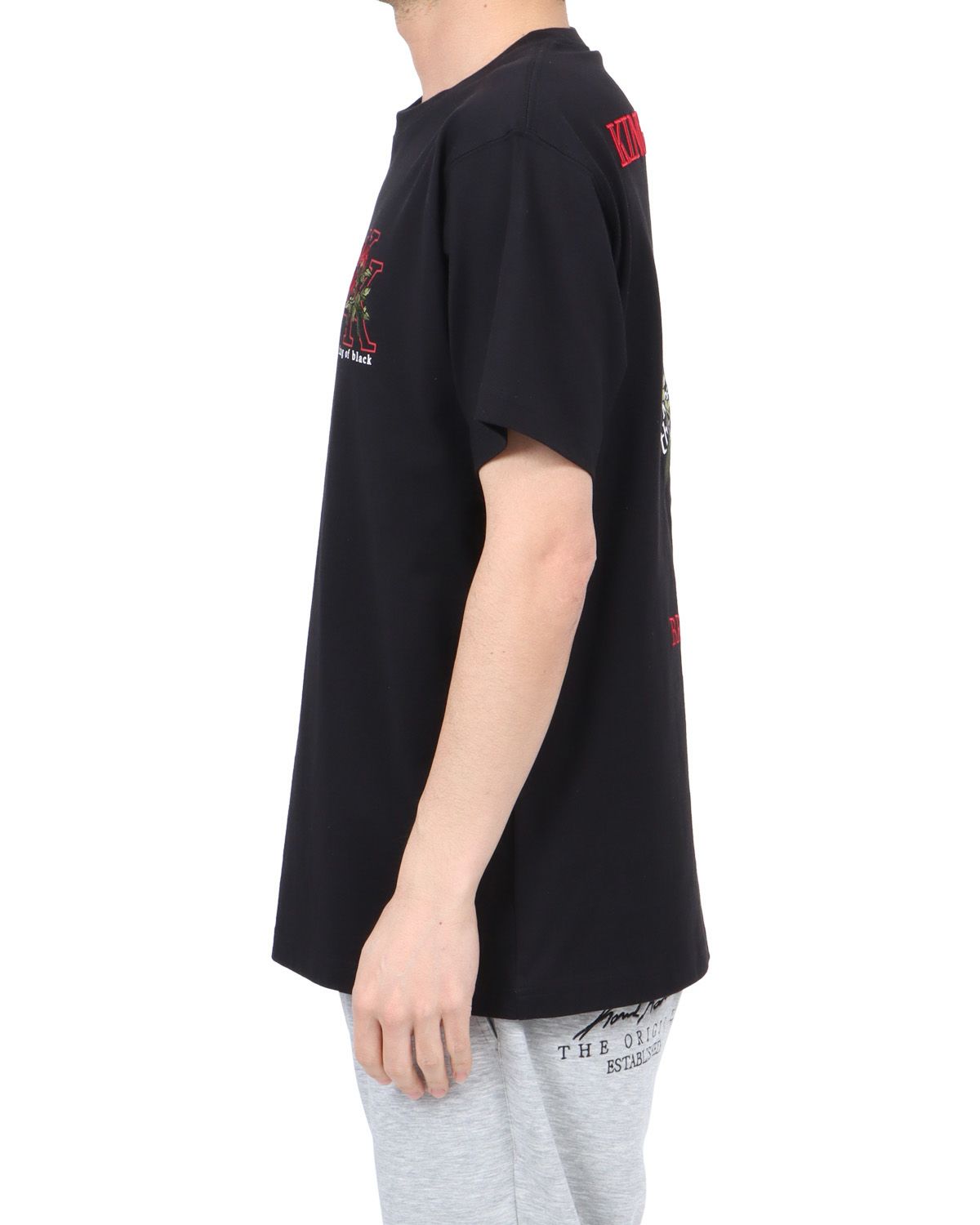 ブラック：180cm67kg(Lサイズ着用)