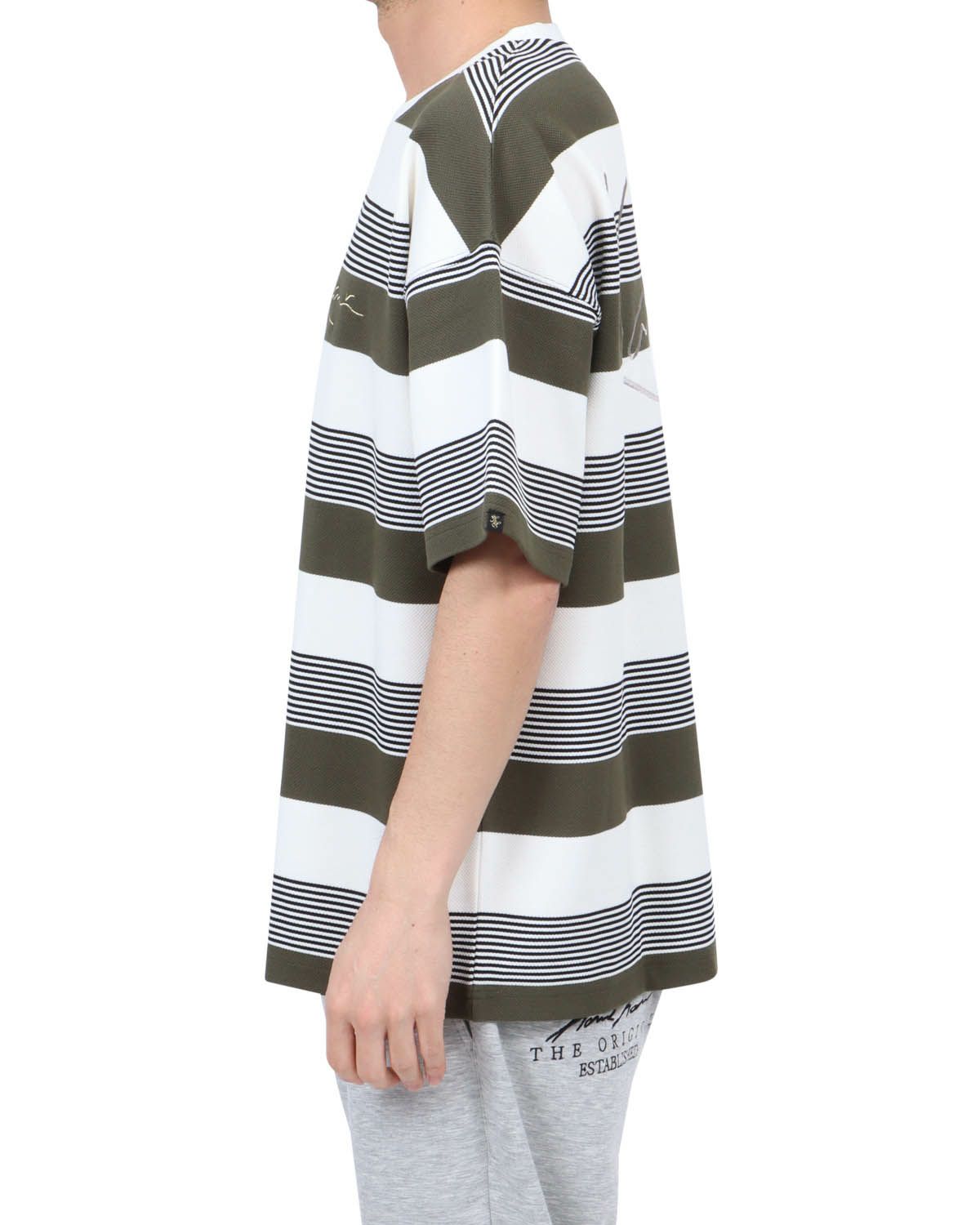 カーキ：180cm67kg(Lサイズ着用)