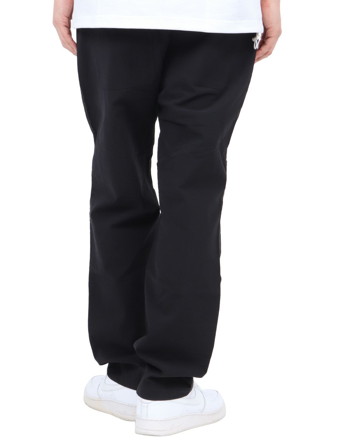 ブラック：180cm67kg(Mサイズ着用)