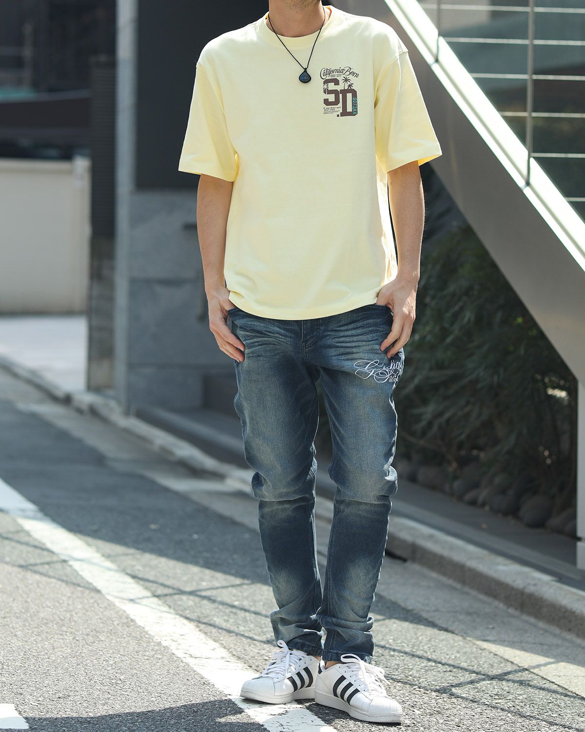 クリーム：180cm67kg(Lサイズ着用)