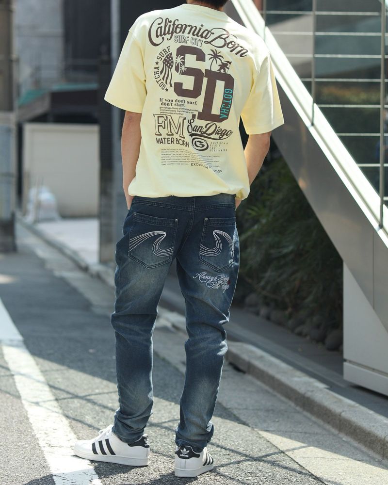 クリーム：180cm67kg(Lサイズ着用)