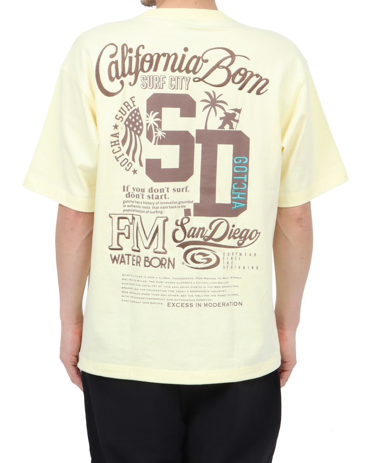 クリーム：180cm67kg(Lサイズ着用)