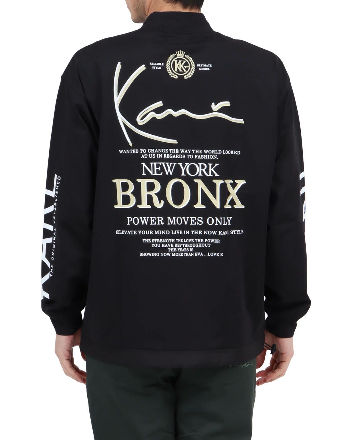 ブラック：180cm67kg(Lサイズ着用)