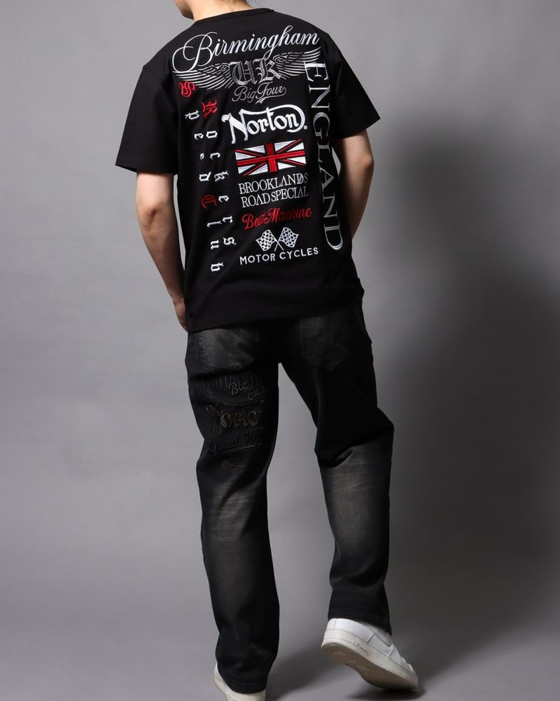 ブラック：178cm/75kg(Lサイズ着用)