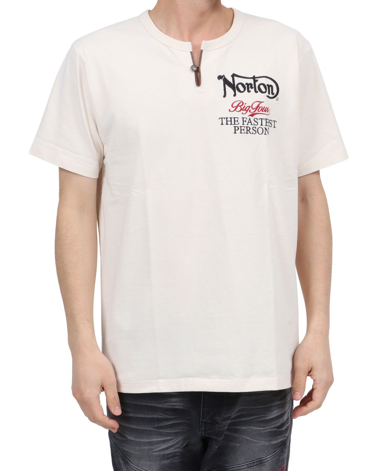 オフホワイト：180cm67kg(Lサイズ着用)