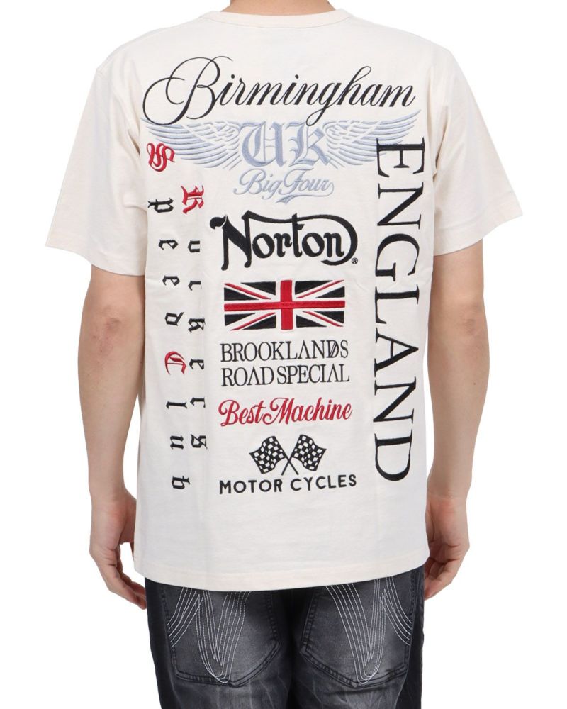 オフホワイト：180cm67kg(Lサイズ着用)