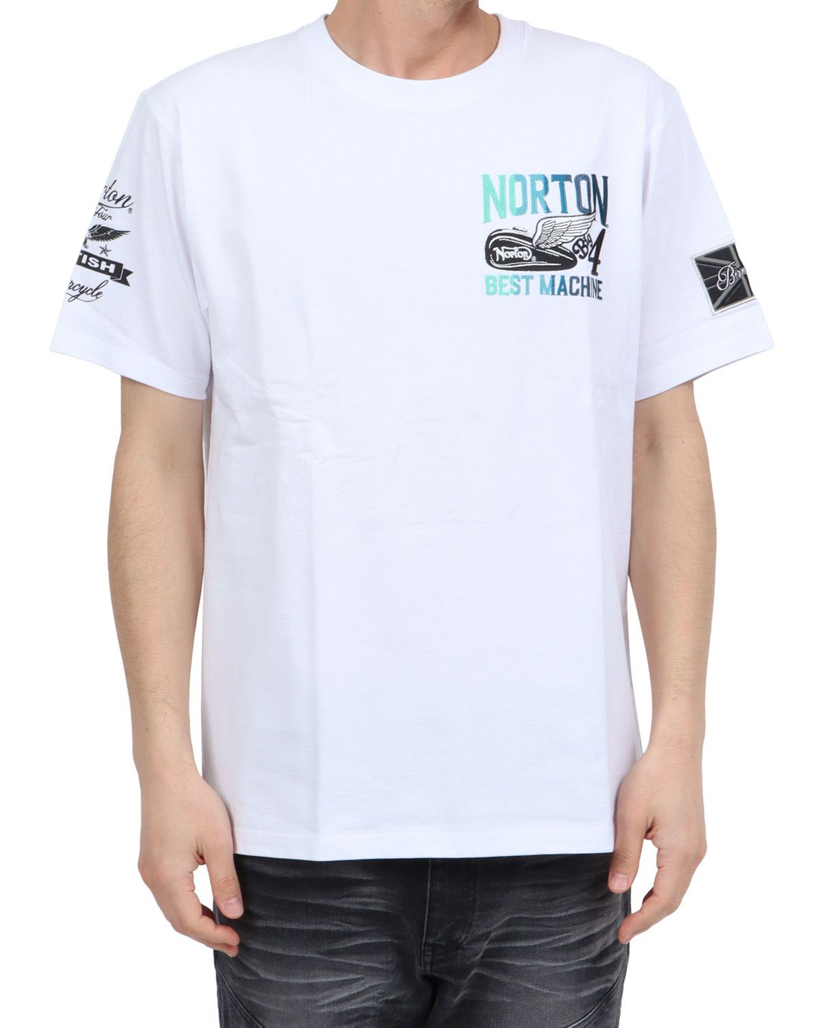 ホワイト：180cm67kg(Lサイズ着用)