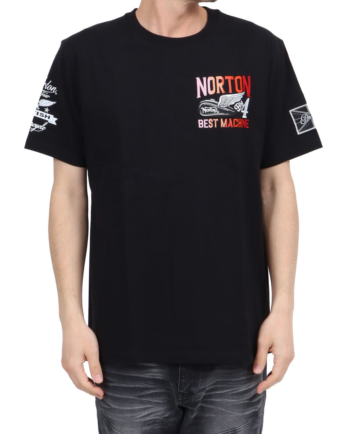 ブラック：180cm67kg(Lサイズ着用)