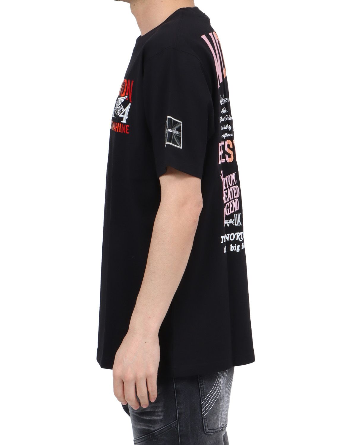 ブラック：180cm67kg(Lサイズ着用)