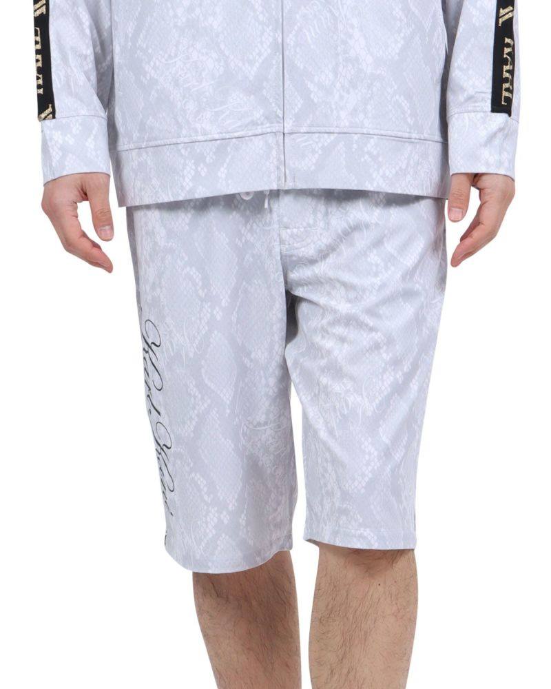 ホワイト：180cm67kg(Lサイズ着用)