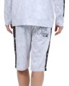 ホワイト：180cm67kg(Lサイズ着用)