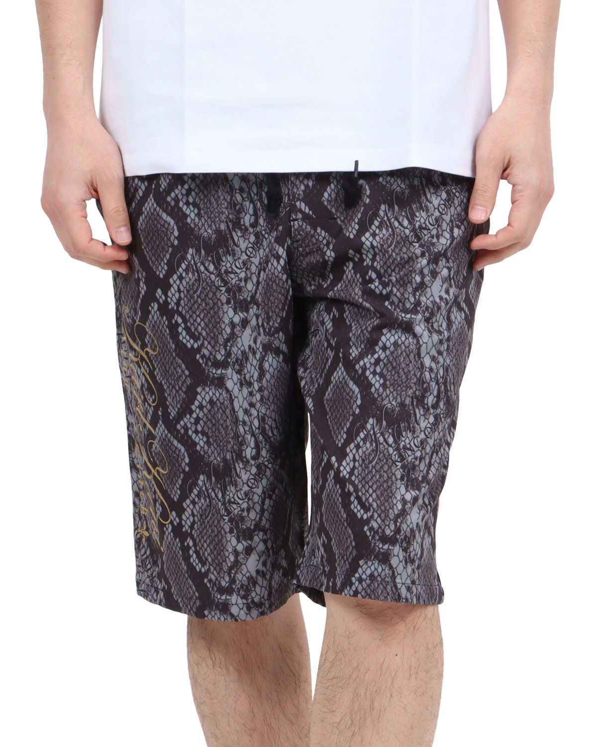 ブラック：180cm67kg(Mサイズ着用)