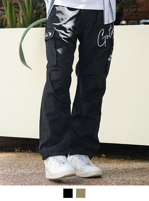 ブラック：180cm67kg(Mサイズ着用)