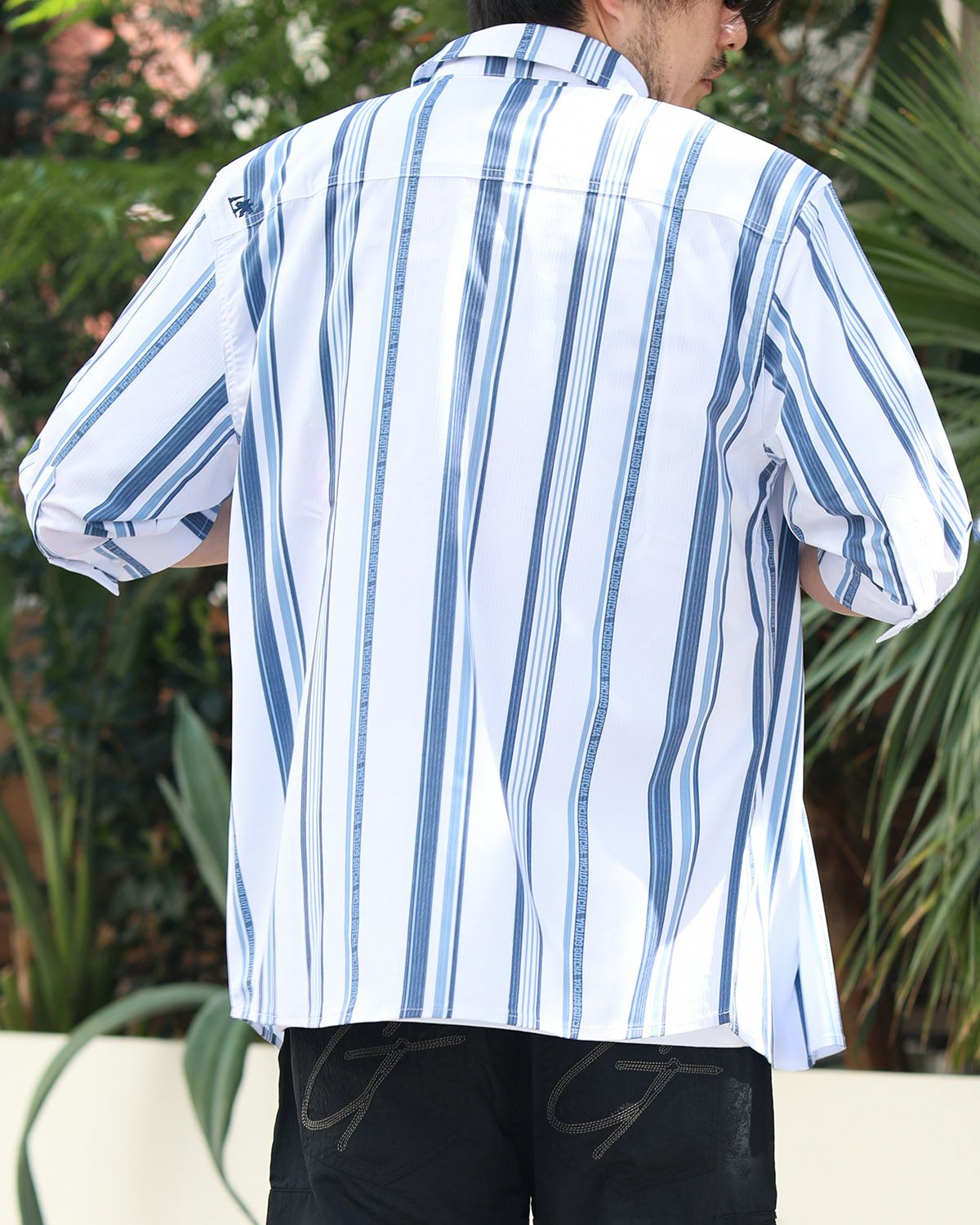 ホワイト：180cm67kg(Lサイズ着用)