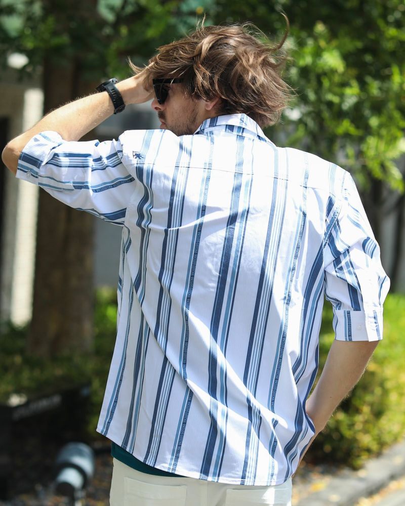 ホワイト:183cm70kg(Lサイズ着用)