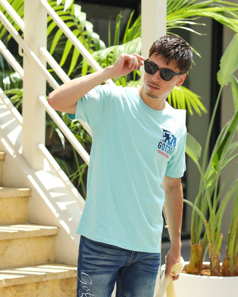 ミントグリーン：180cm70kg(Lサイズ着用)