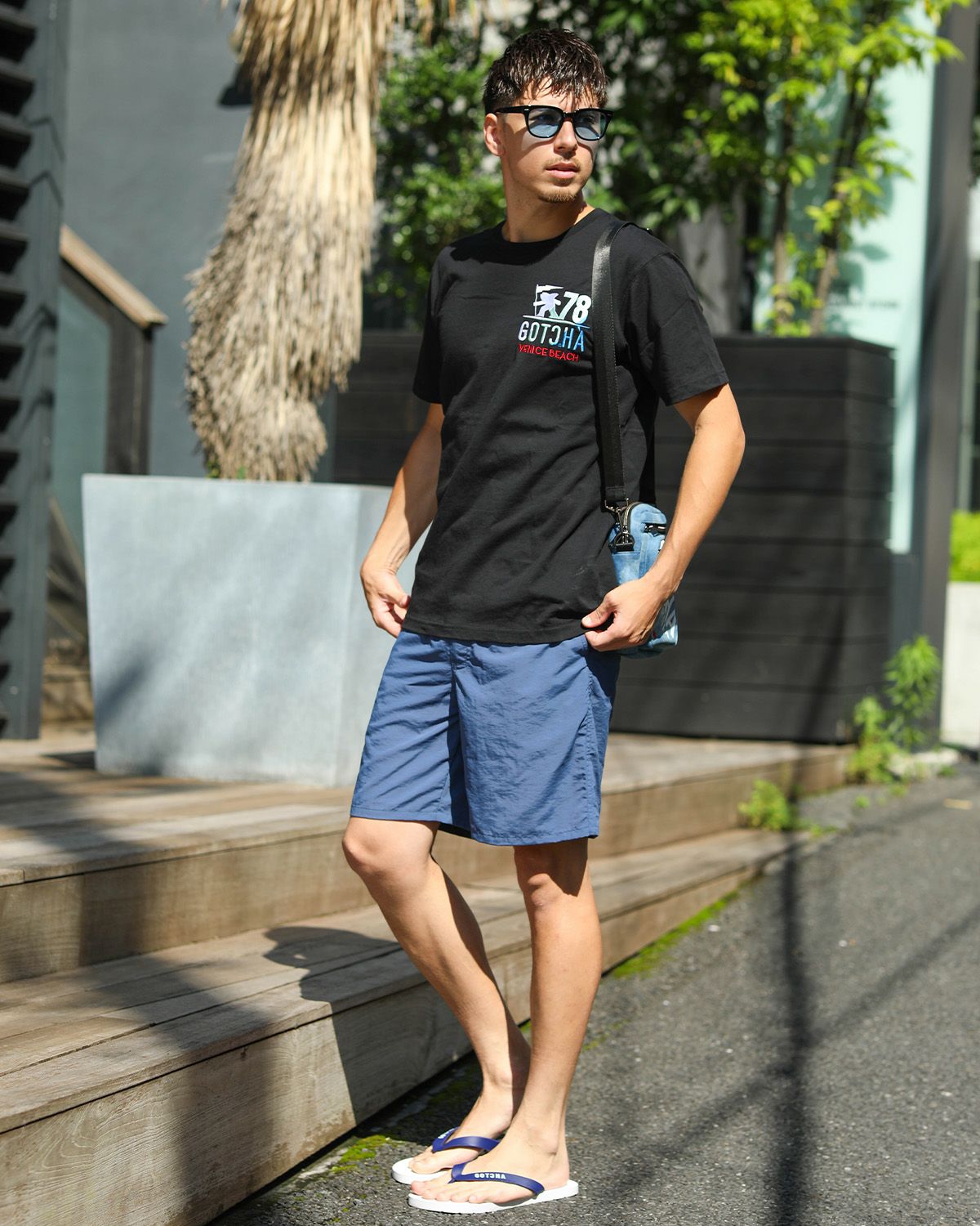 ブラック：180cm70kg(Lサイズ着用)