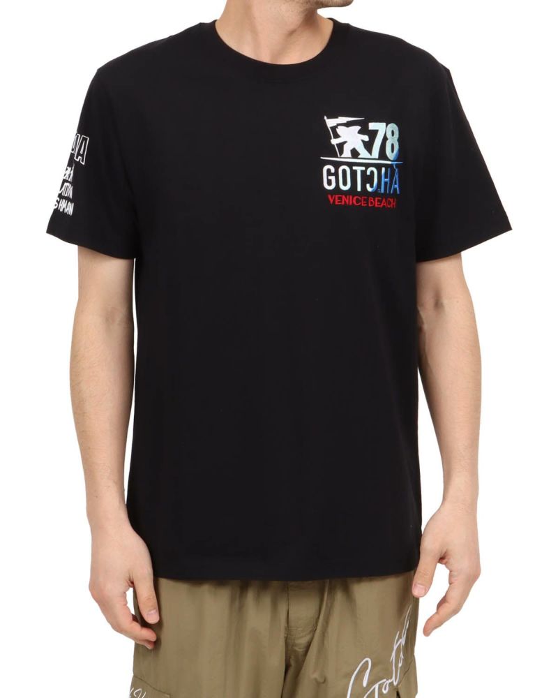 ブラック：180cm67kg(Lサイズ着用)