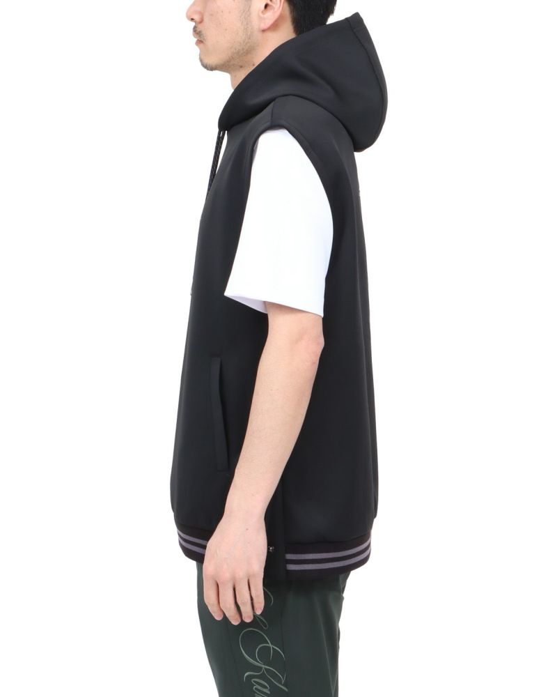 ブラック：180cm67kg(Lサイズ着用)