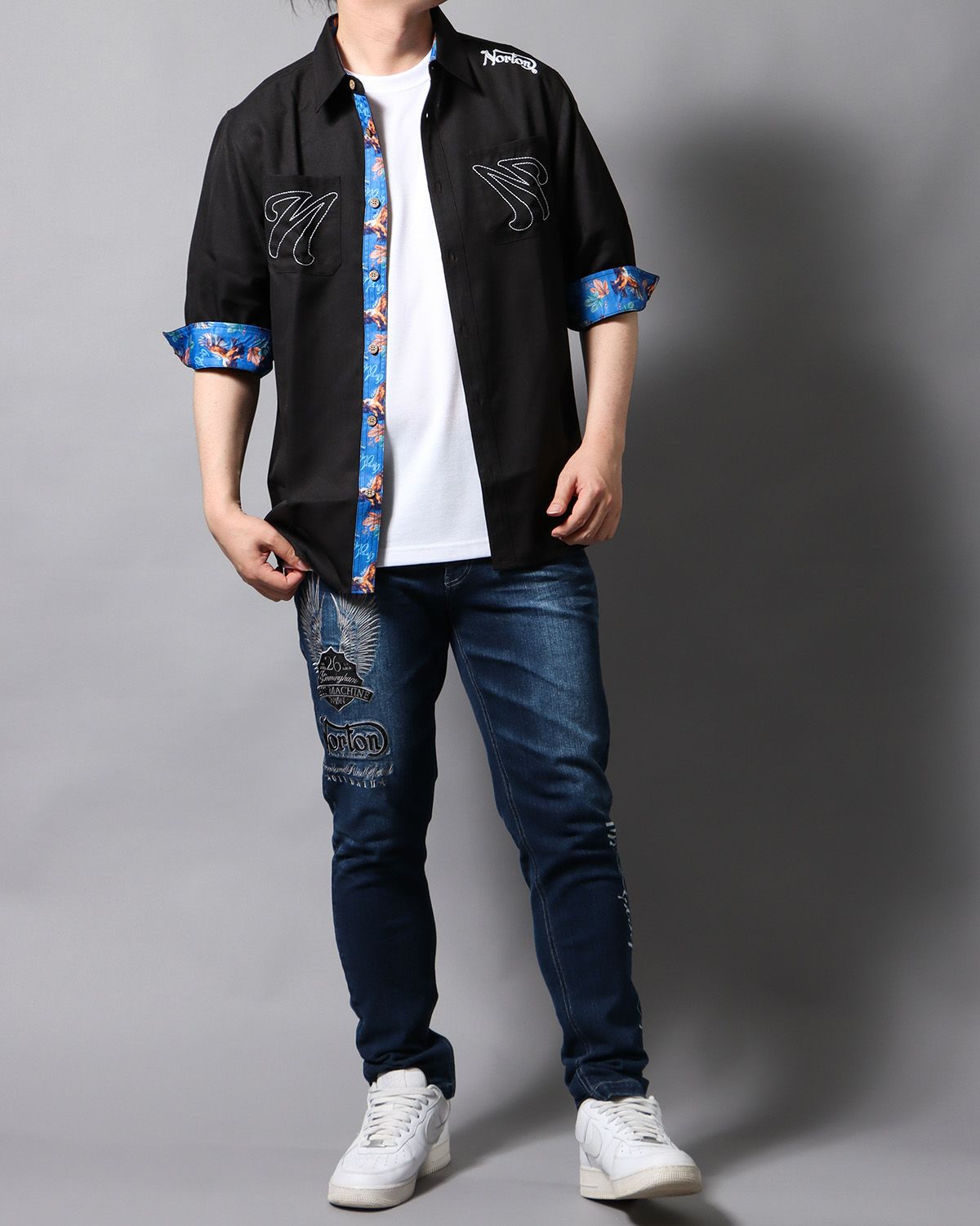 ブラック：178cm/75kg(Lサイズ着用)