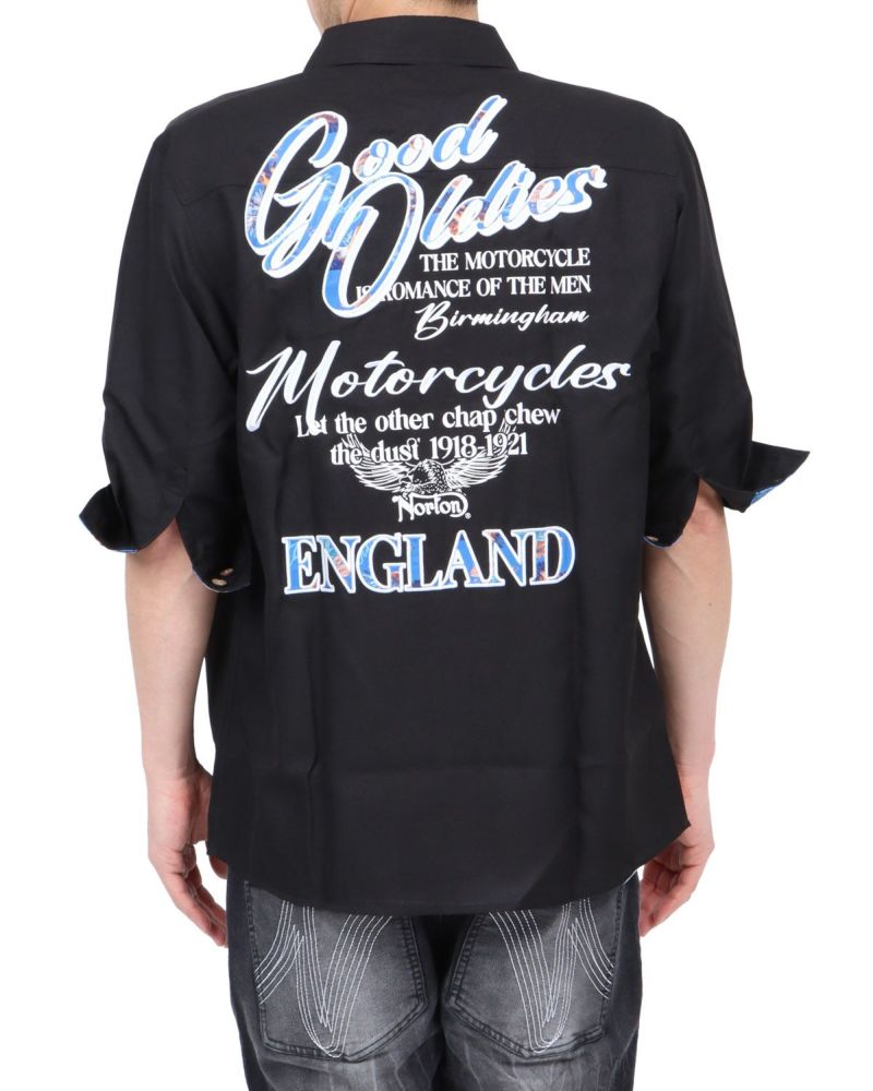 ブラック：180cm67kg(Lサイズ着用)