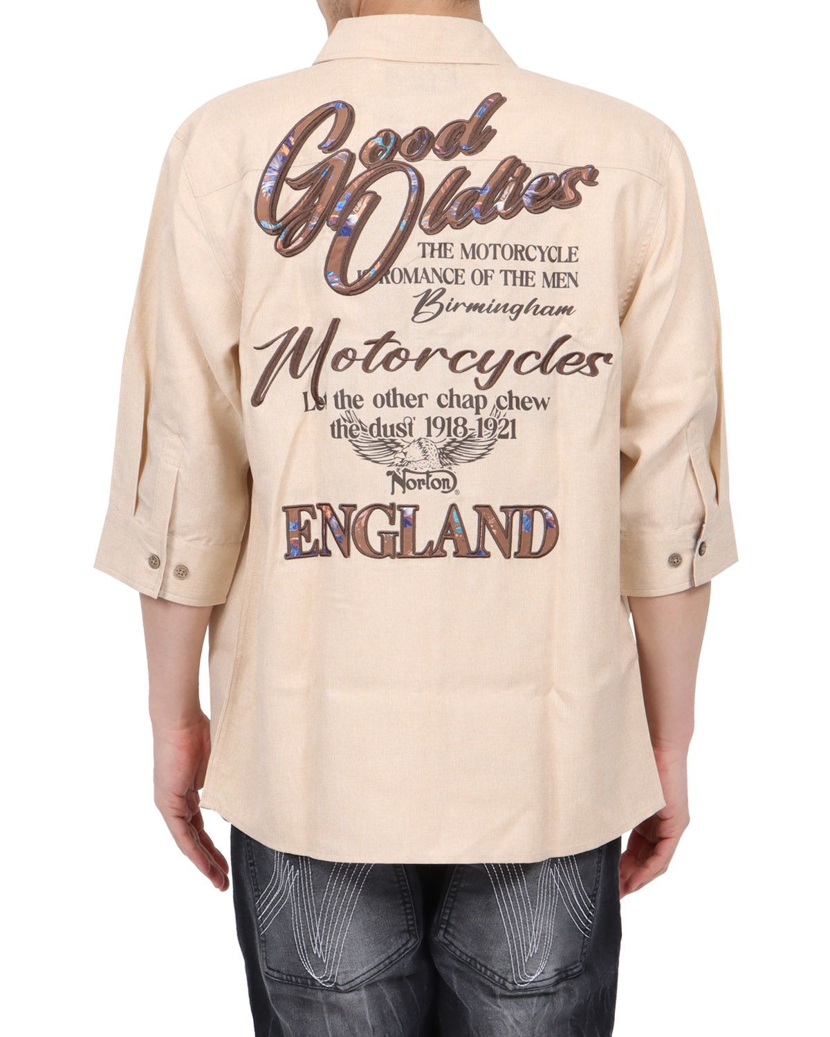 ベージュ：180cm67kg(Lサイズ着用)