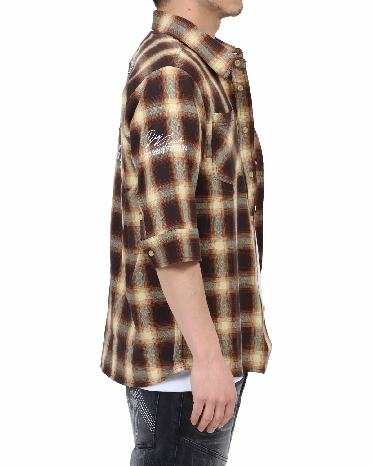 ブラウン：180cm67kg(Lサイズ着用)