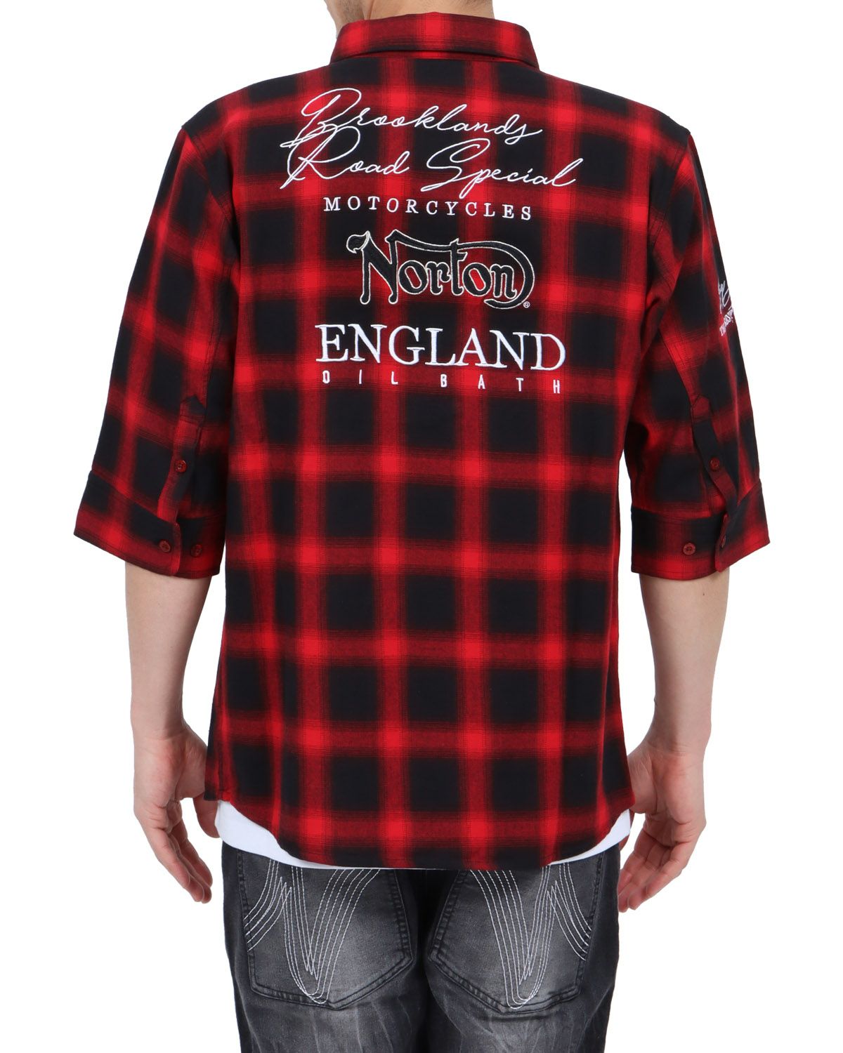 レッド：180cm67kg(Lサイズ着用)