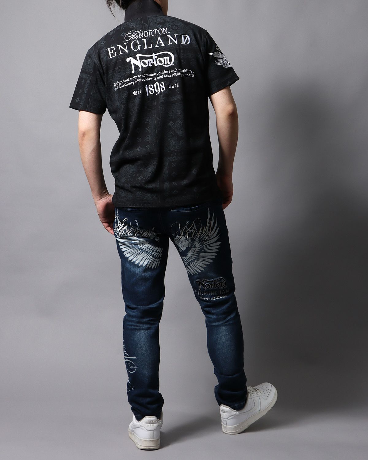 ブラック：178cm/75kg(Lサイズ着用)