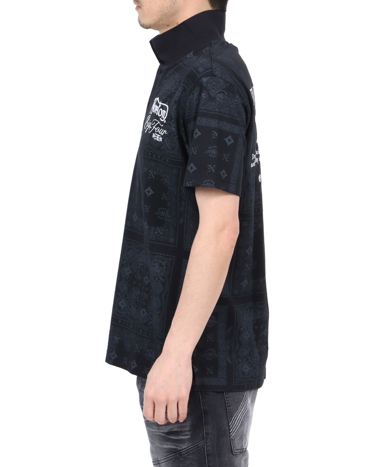 ブラック：180cm67kg(Lサイズ着用)