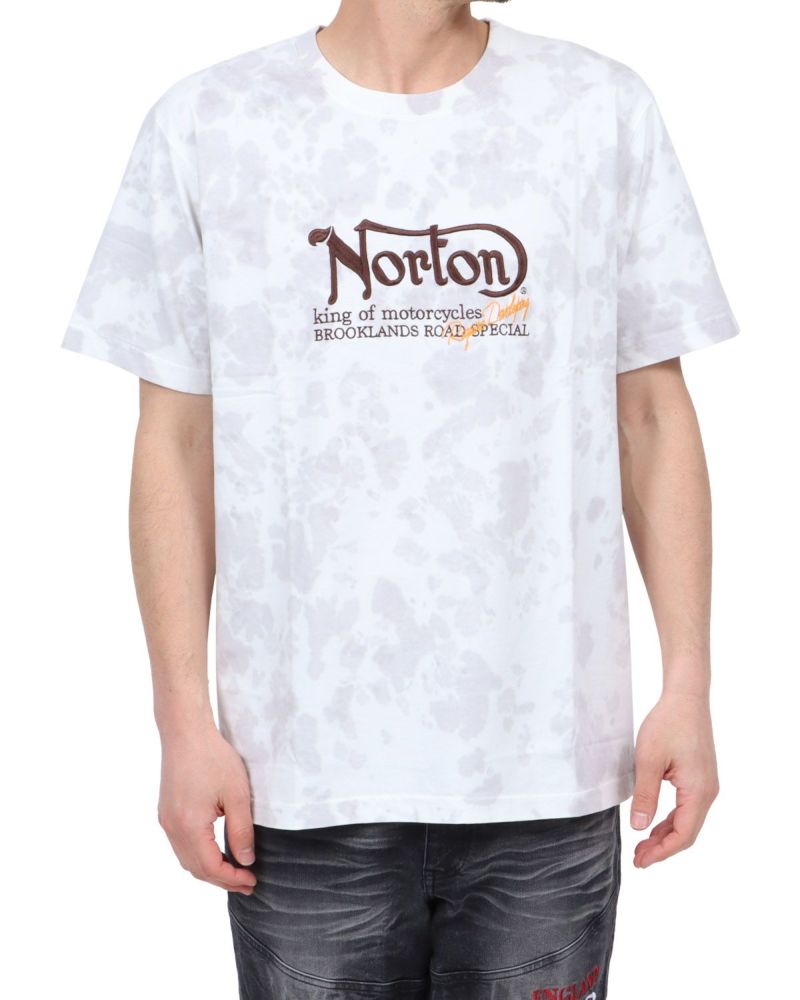 ホワイト：180cm67kg(Lサイズ着用)