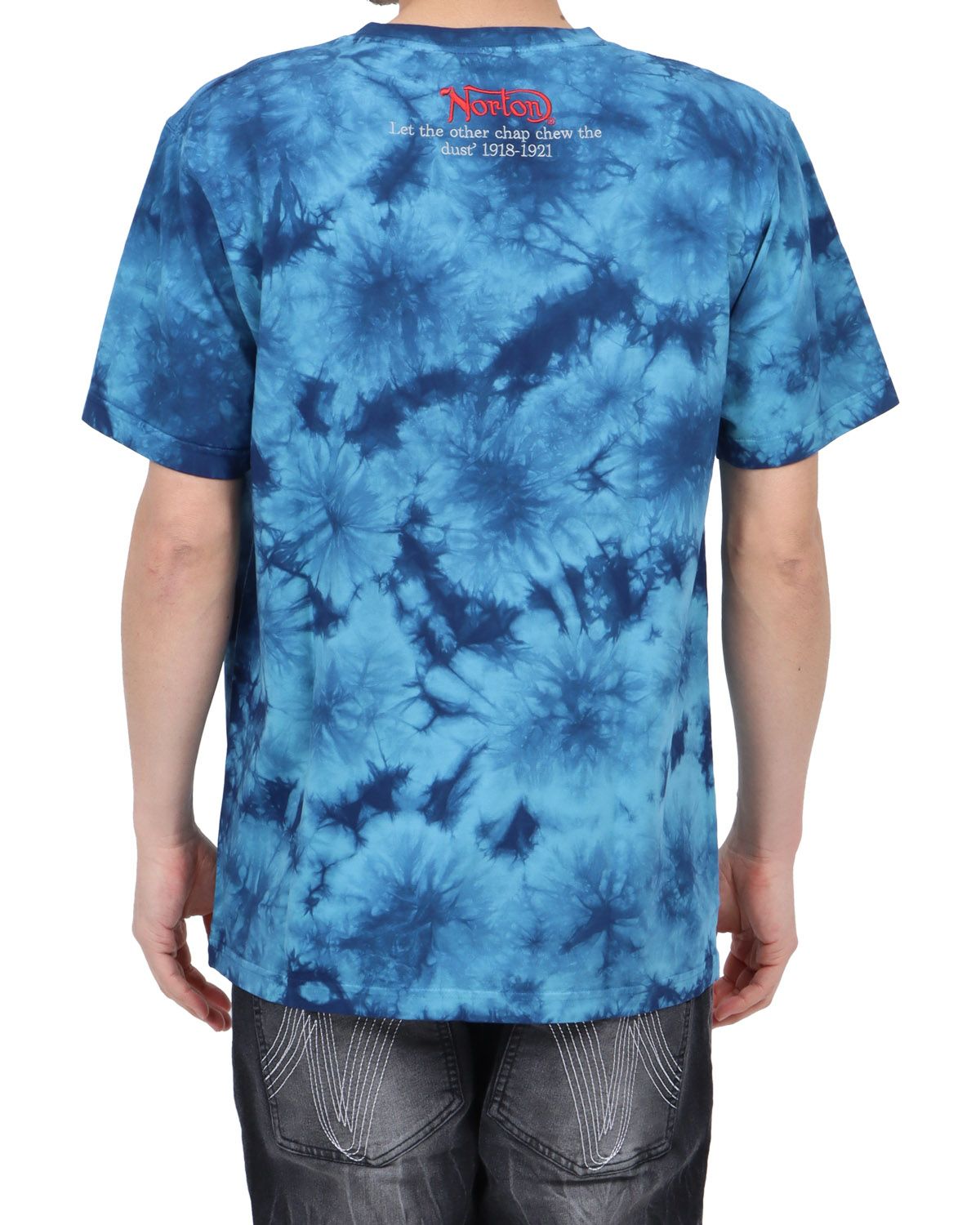 ブルー：180cm67kg(Lサイズ着用)