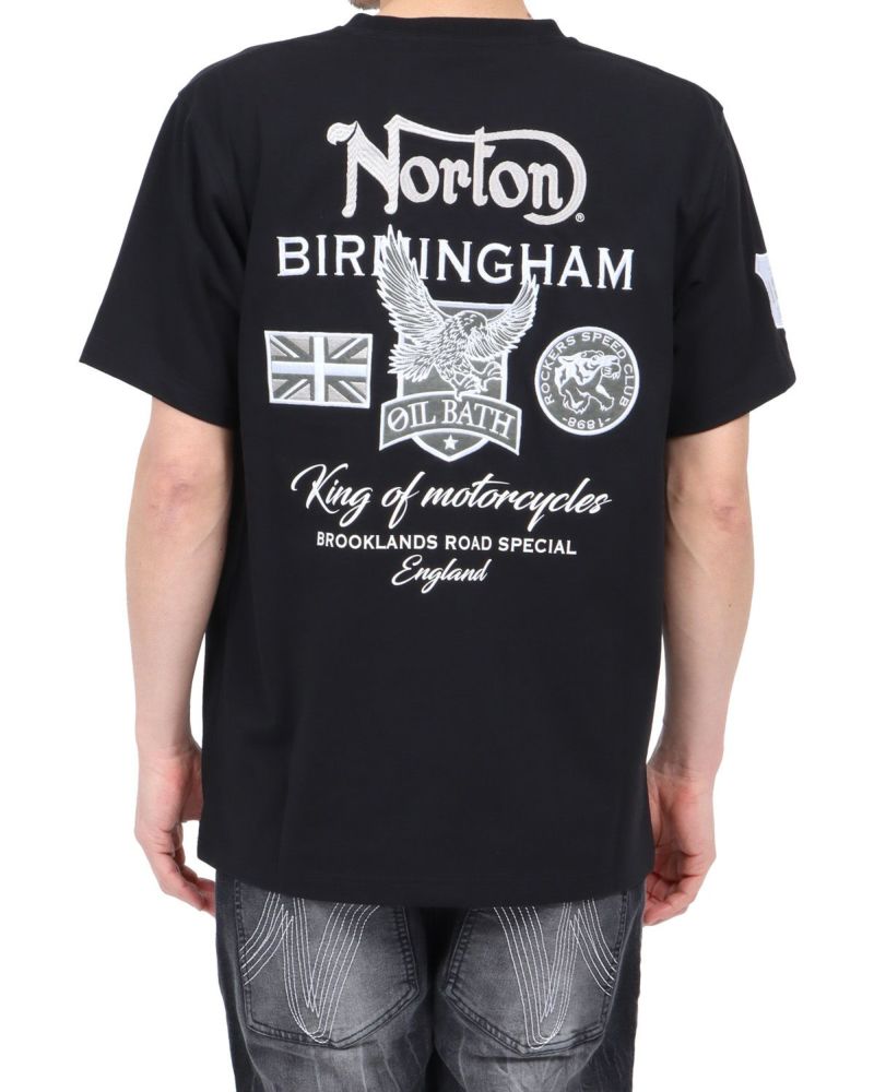 ブラック：180cm67kg(Lサイズ着用)