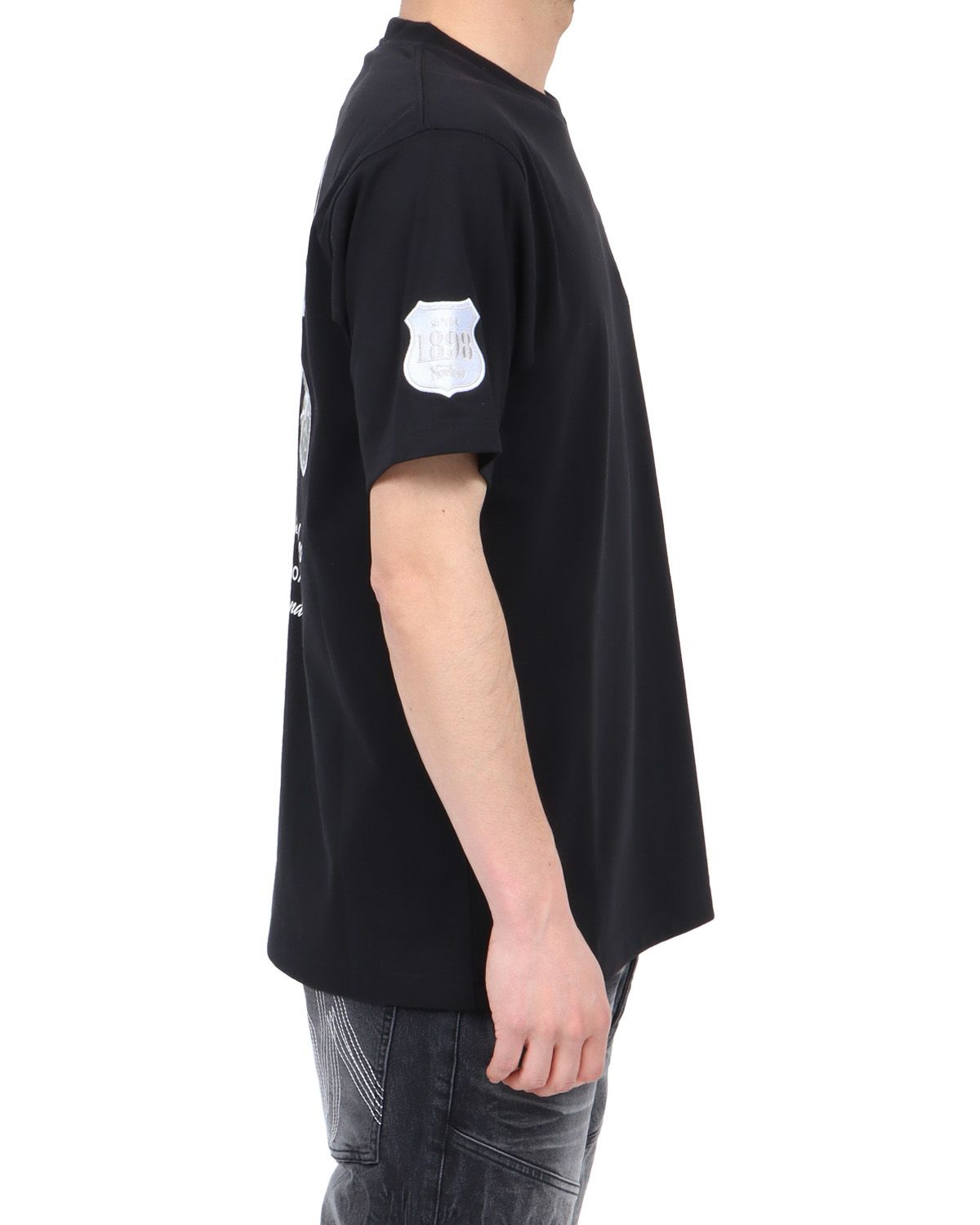 ブラック：180cm67kg(Lサイズ着用)