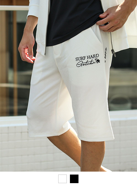 ホワイト：180cm70kg(Lサイズ着用)