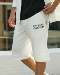 ホワイト：180cm70kg(Lサイズ着用)