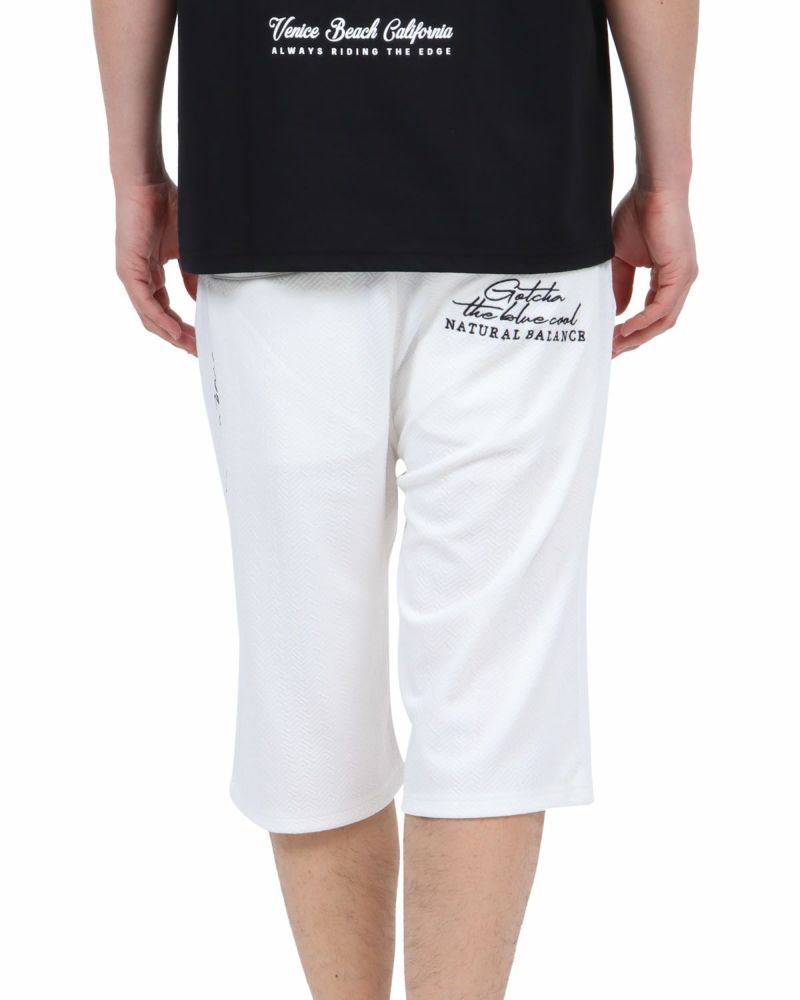 ホワイト：180cm67kg(Lサイズ着用)