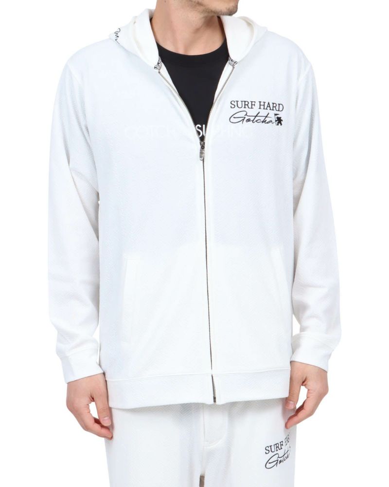 ホワイト：180cm67kg(Lサイズ着用)