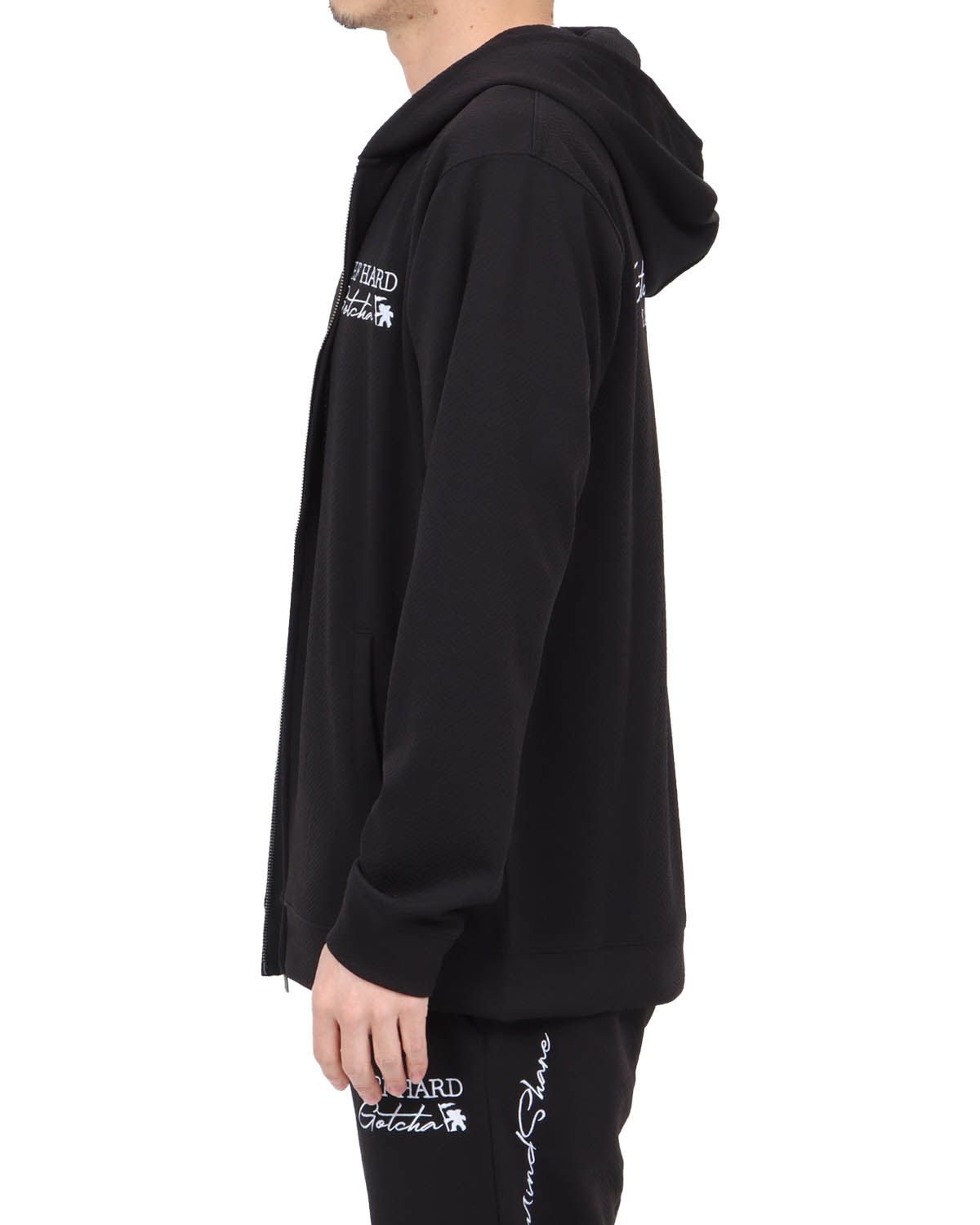 ブラック：180cm67kg(Lサイズ着用)