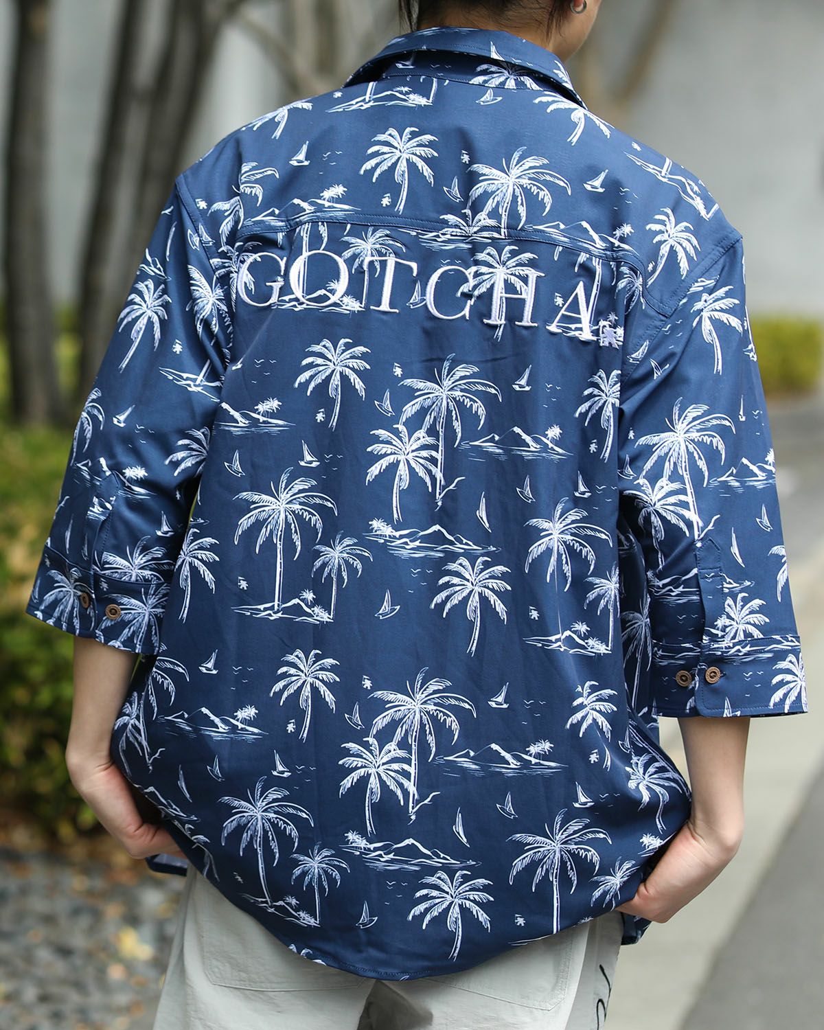 ネイビー：168cm55kg(Lサイズ着用)