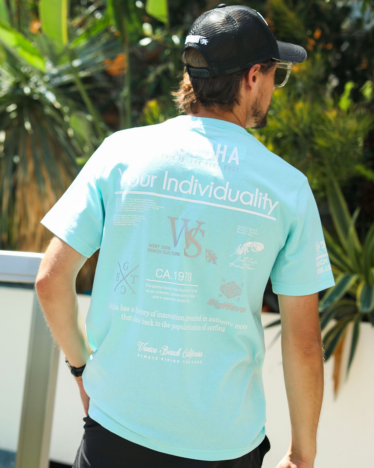 ミントグリーン：183cm/70kg(Lサイズ着用)