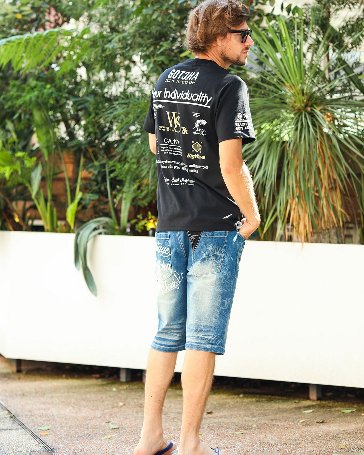 ブラック：183cm/70kg(Lサイズ着用)