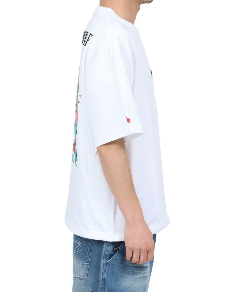 ホワイト：180cm67kg(Lサイズ着用)